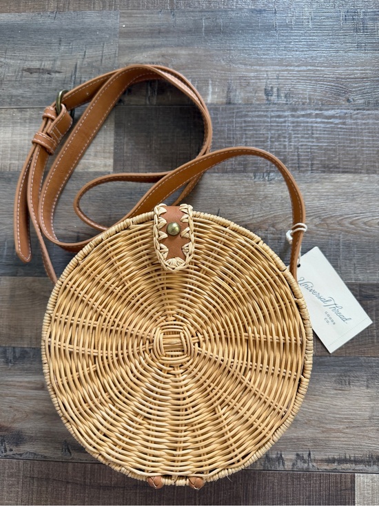 Universal Thread Handbags - Universal Thread Natural Woven Round Crossbody Bag with Tan Strap